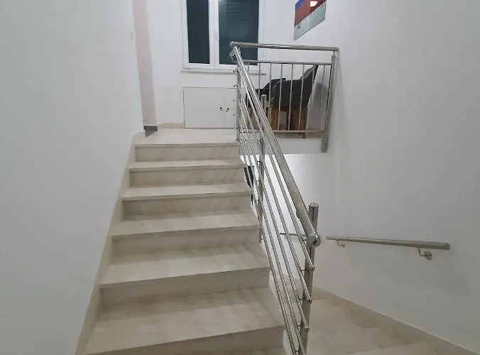 Appartement Odlicno Opremljeni Novouredeni Iva, Okrug Gornji Trogir