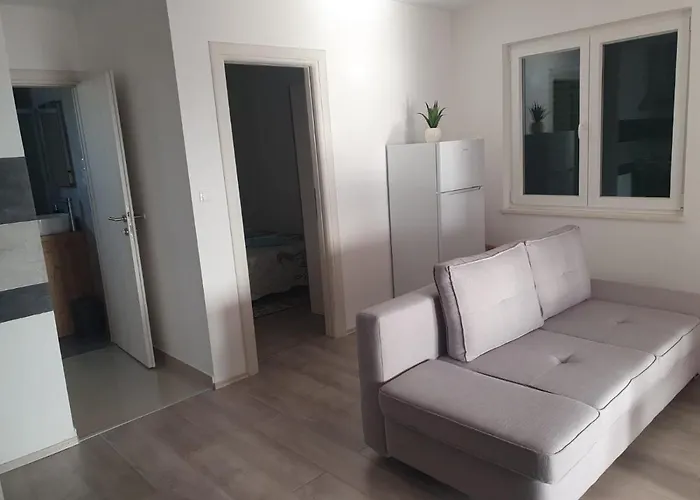 Odlicno Opremljeni Novouredeni Iva, Okrug Gornji Appartement Trogir