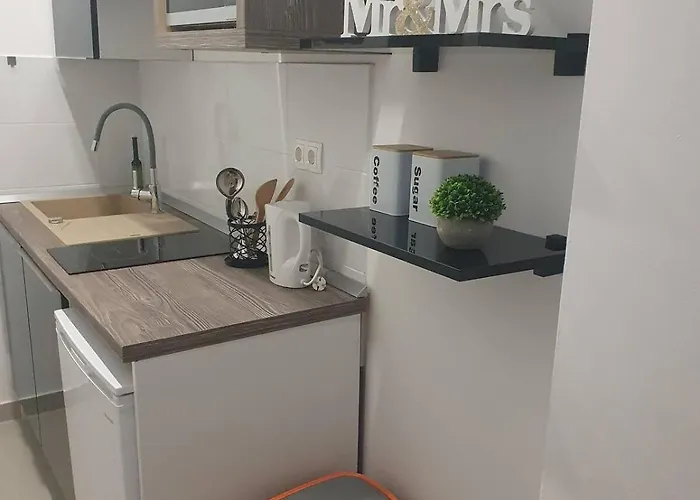 Odlicno Opremljeni Novouredeni Iva, Okrug Gornji