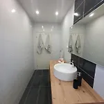 Apartment Odlicno Opremljeni Novouredeni Iva, Okrug Gornji