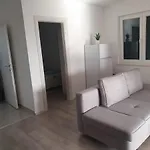 Odlicno Opremljeni Novouredeni Iva, Okrug Gornji Apartment Trogir
